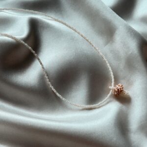 Naszyjnik  z koralików „Złoty grzybek”